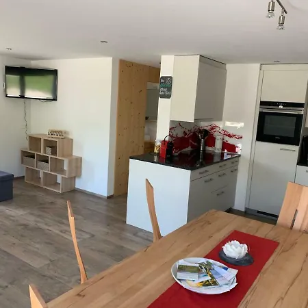 Haus Baracca Kwatera prywatna Vella